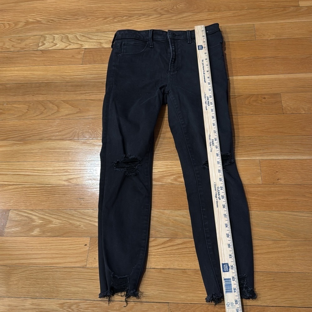 Abercrombie & Fitch black distressed high rise super skinny ankle  size 28/6S . - Picture 8 of 9